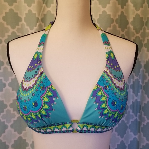 Victoria's Secret Other - ☀️NEW!!Victoria's Secret halter bikini top M☀️